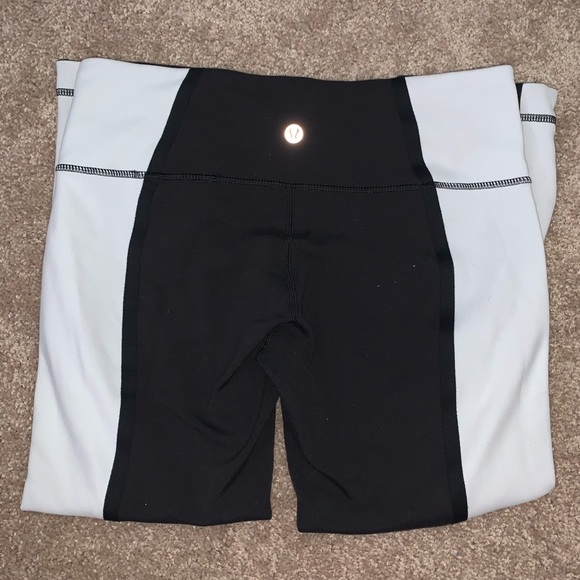 lululemon athletica Pants - Lululemon Capri Leggings